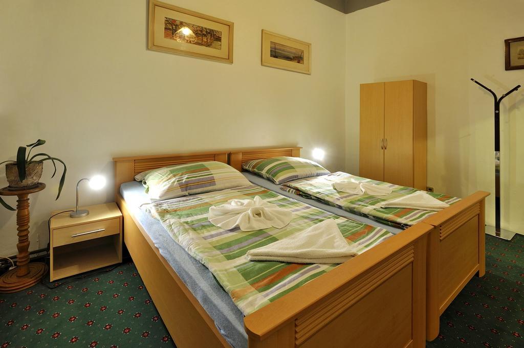 Hotel Kovarna Decin Rom bilde