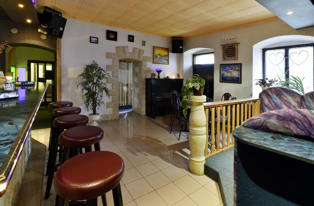 Hotel Kovarna Decin Eksteriør bilde