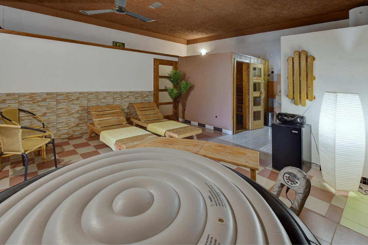 Hotel Kovarna Decin Eksteriør bilde